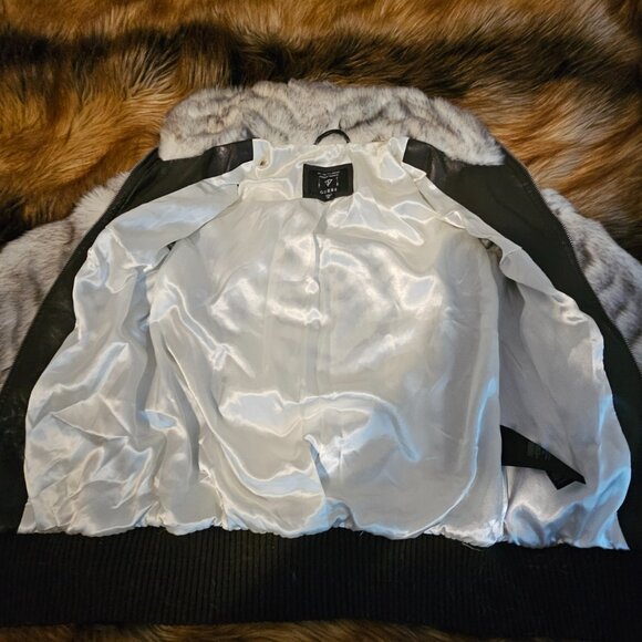 Vintage Guess XS Tipped Blue Fox Chevron Faux Fur Coat with Knit and Leather... - Picture 9 of 10